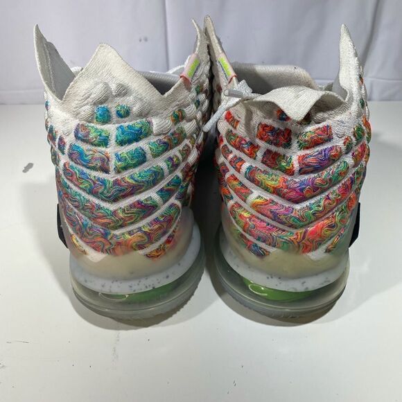 Nike Lebron XVII 17 Command Force White Multi Basketball BQ3177-100 Size 12 - Picture 8 of 9